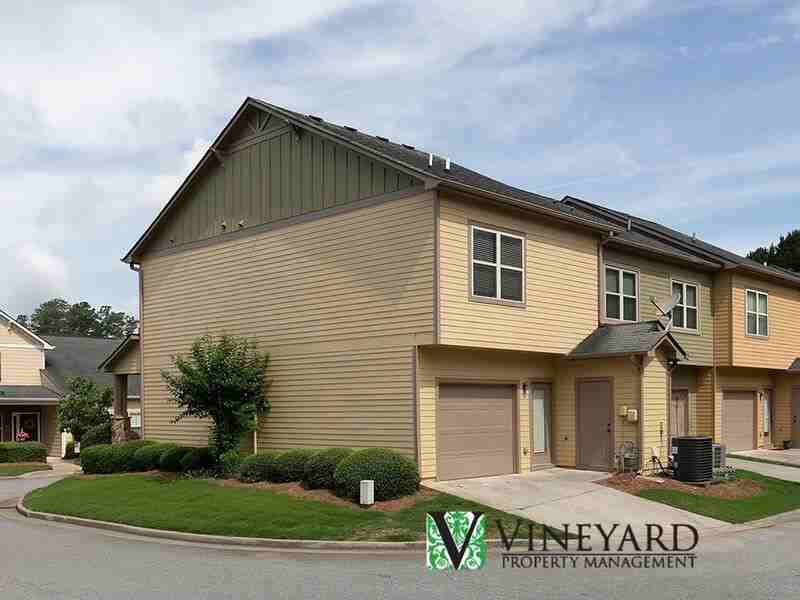 4300 Sandy Pointe - Photo 4 of 35