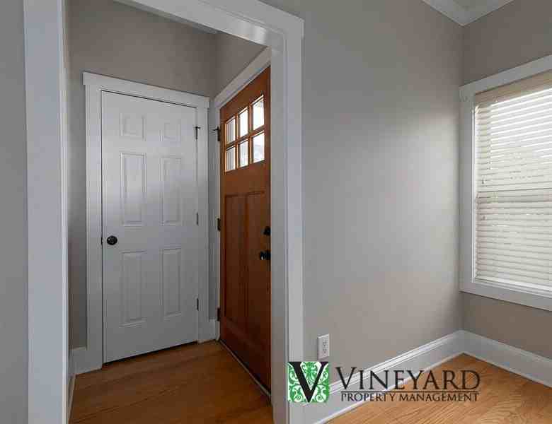 4300 Sandy Pointe - Photo 6 of 35