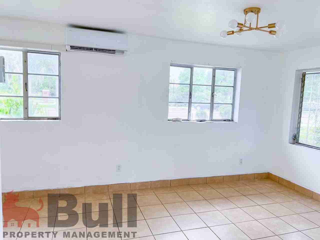 Lakeside APT - Photo 7 of 26