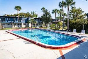 featured image of 1051 Lee Rd