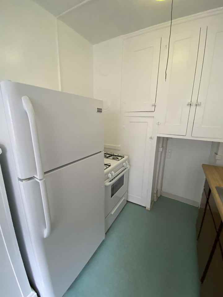 1442 West 101st Street - Photo 7 of 23