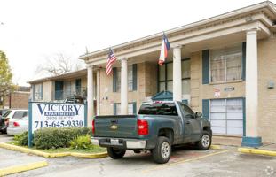 featured image of 2606 Beatty St