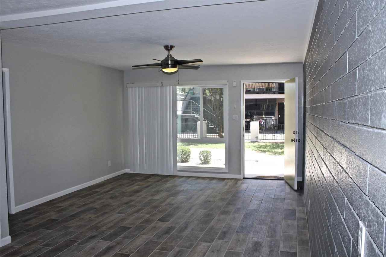 326 West Earll Drive NEW - Photo 3 of 29