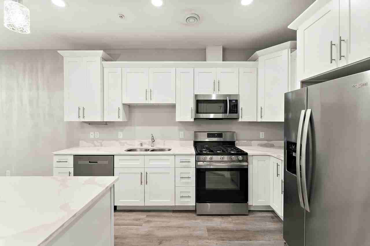 Stone Haven Townhomes - Photo 2 of 39