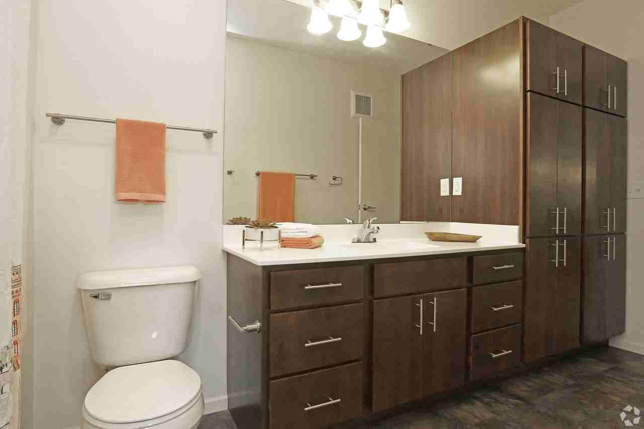 Cascade Apartments - Photo 4 of 38