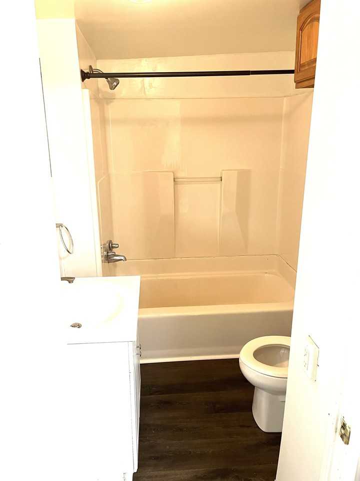 445 N Grant Street - Photo 3 of 7