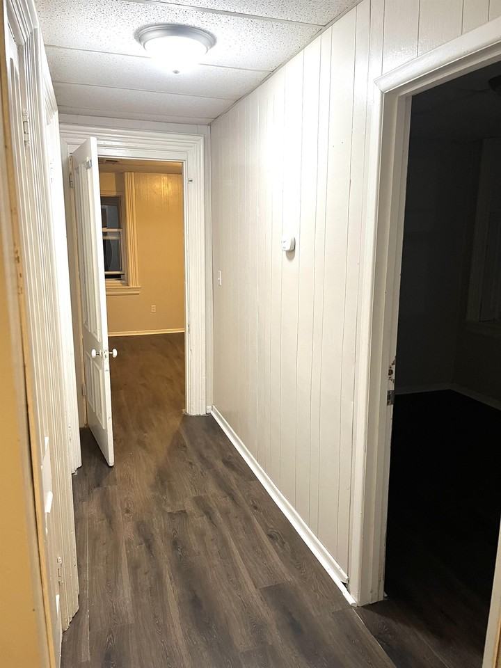 445 N Grant Street - Photo 4 of 7