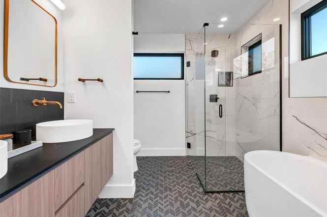 3427 Lawrence Street - Photo 4 of 12