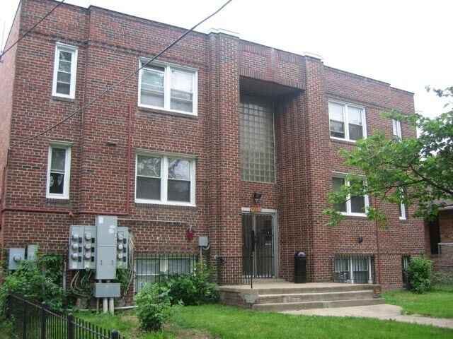 4236 Benning Road, NE - Photo 3 of 14