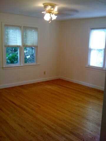 4236 Benning Road, NE - Photo 5 of 14