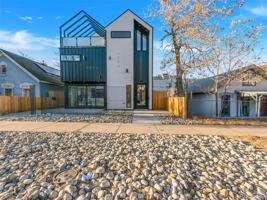 featured image of 3427 Lawrence Street