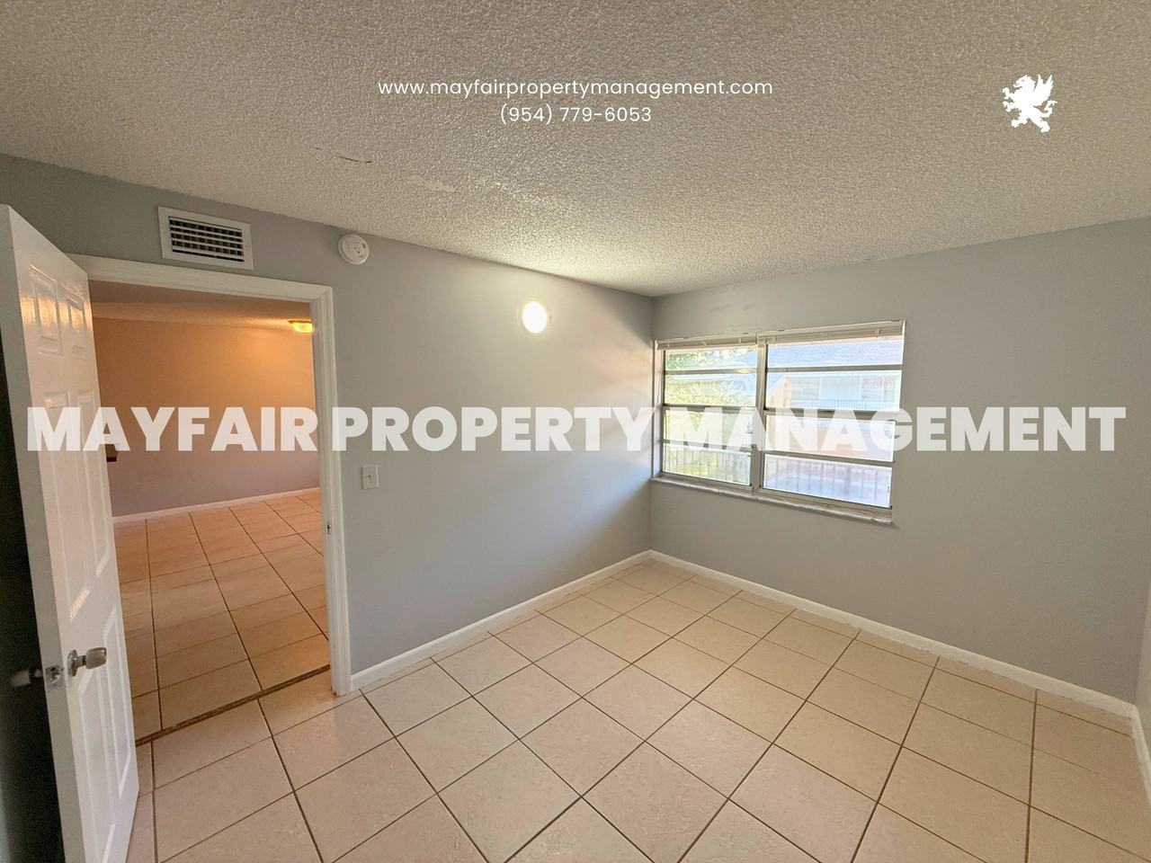 3615 Southwest 52nd Avenue - Photo 6 of 16