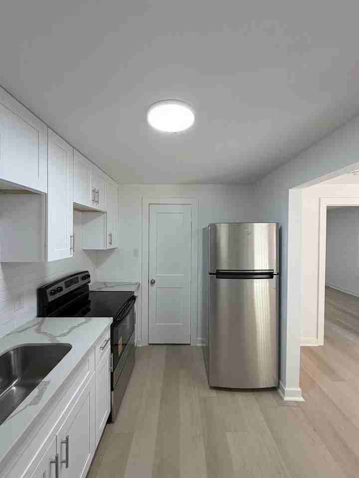 201 Lowery Drive - Photo 6 of 30