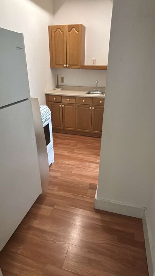 190 Broad Street - Photo 2 of 6
