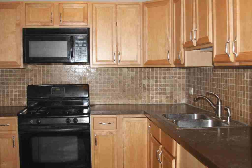 7642 S Exchange - Photo 6 of 11