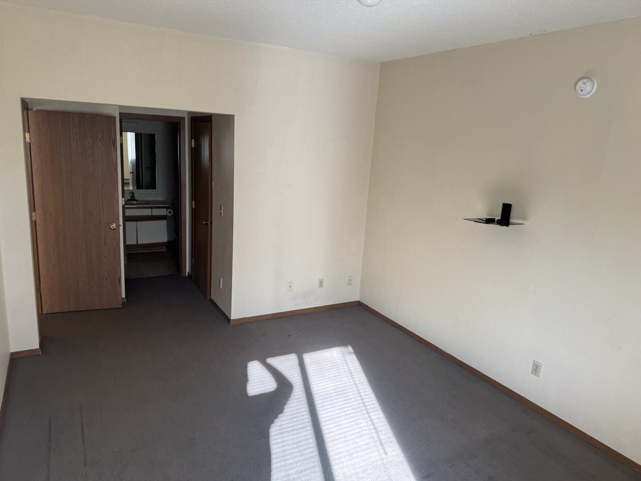 1120 9th Avenue South - Photo 2 of 15