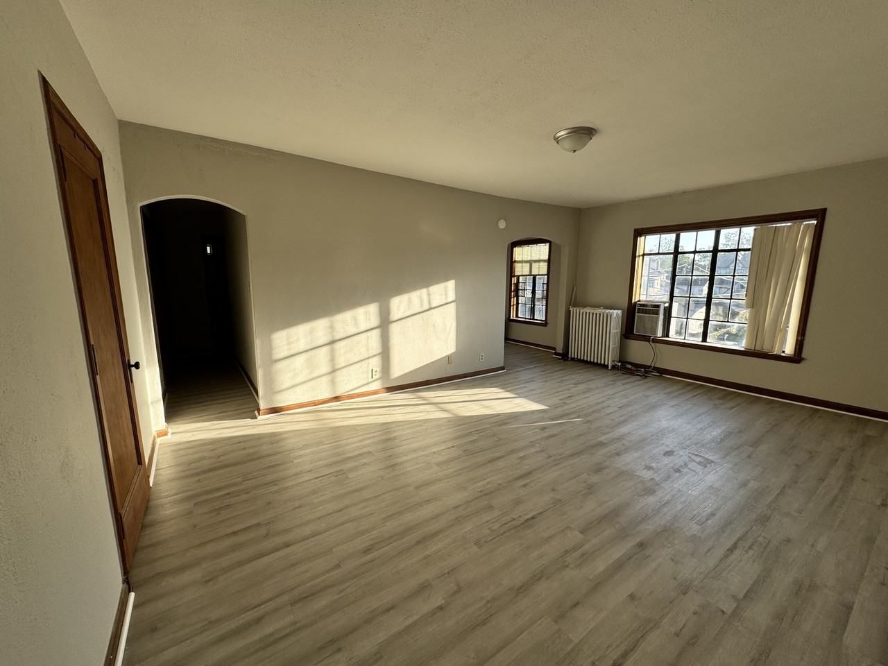 718 West Mulberry Street - Photo 3 of 9
