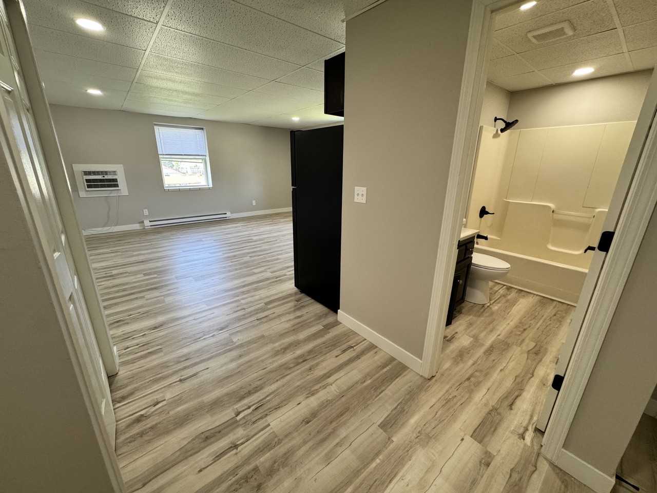 1109 South Main Street - Photo 2 of 40
