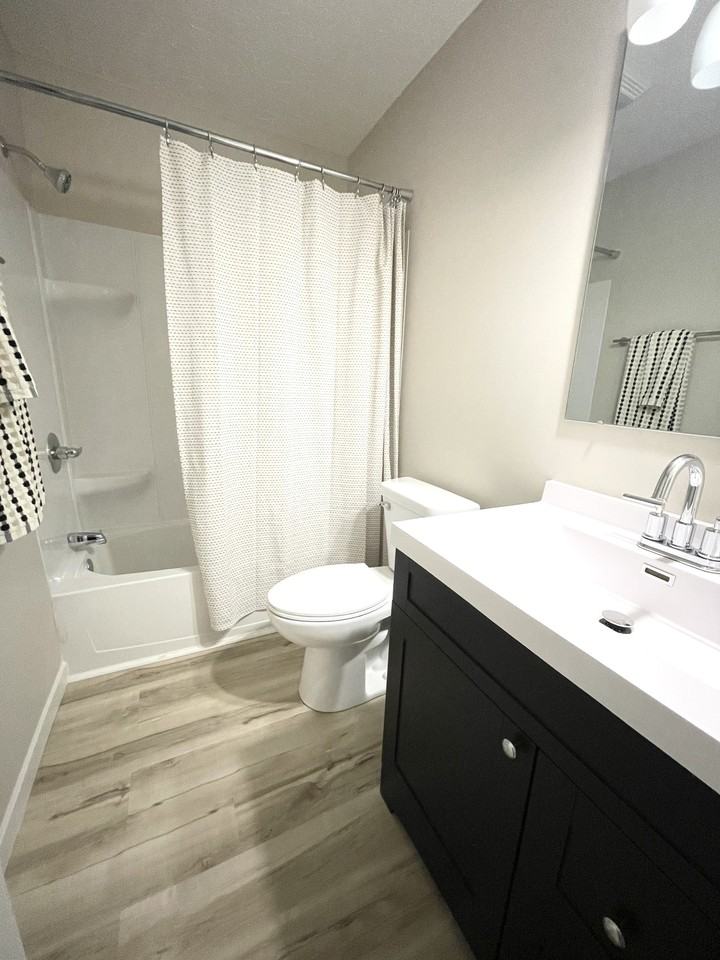 600 Marsha Court - Photo 4 of 45