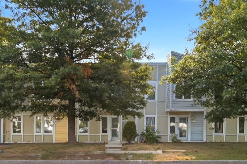 3553 6th St - Photo 2 of 21