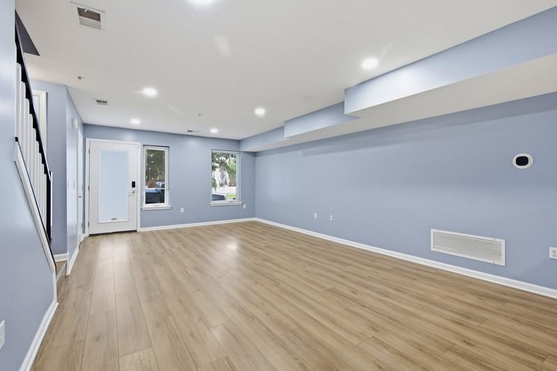 3553 6th St - Photo 7 of 21