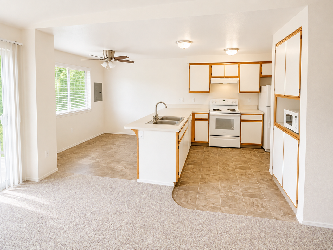 020-Creekside Apartments - Photo 7 of 33