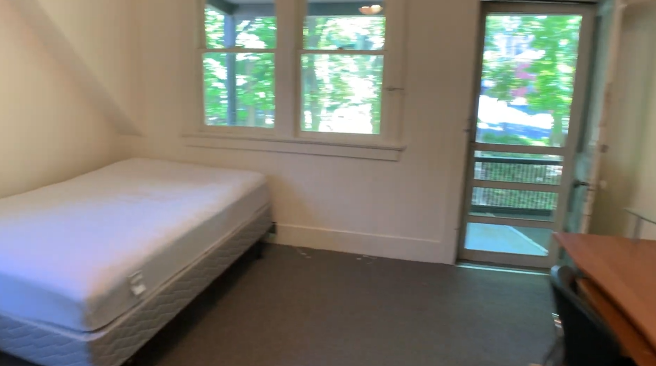 109 Dewitt Place - Photo 5 of 8