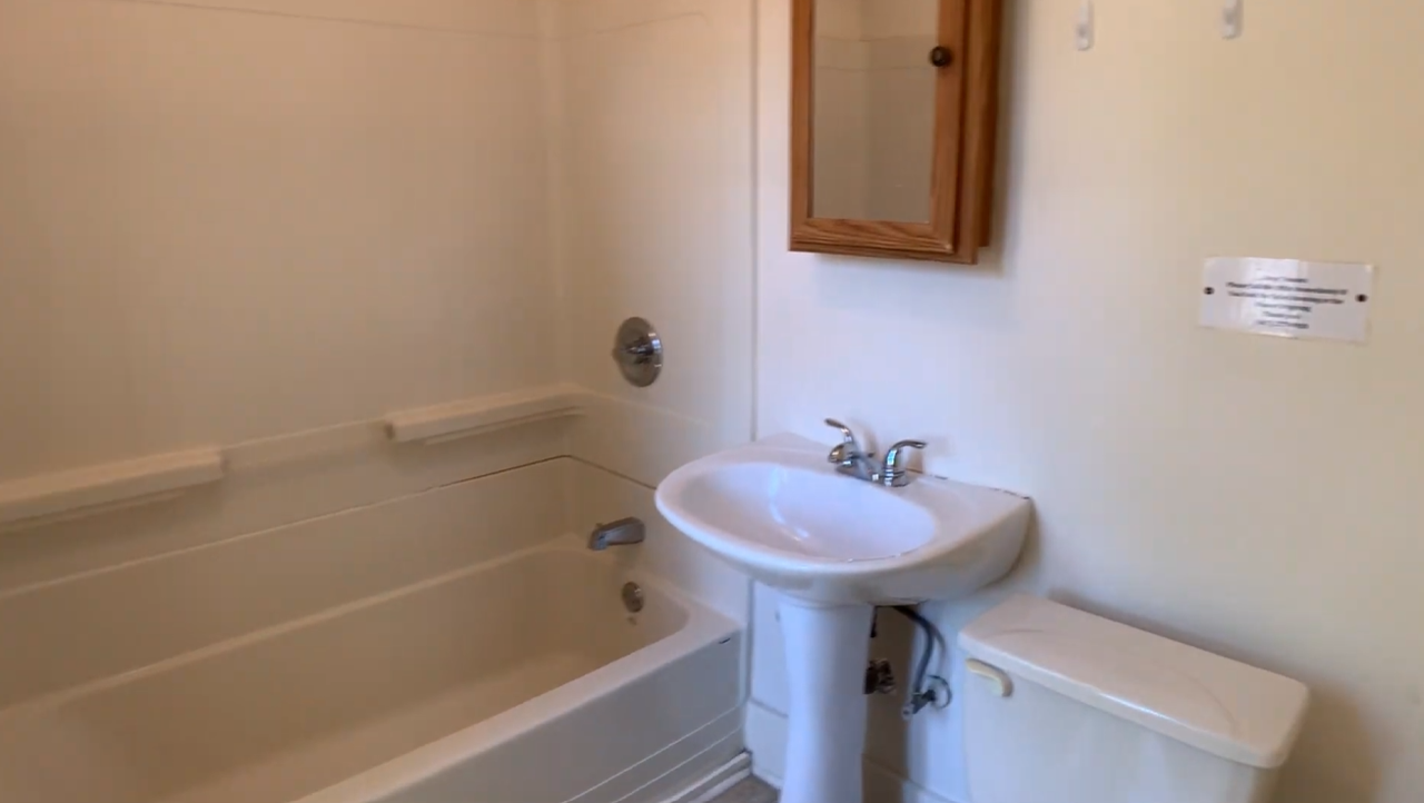 109 Dewitt Place - Photo 6 of 8
