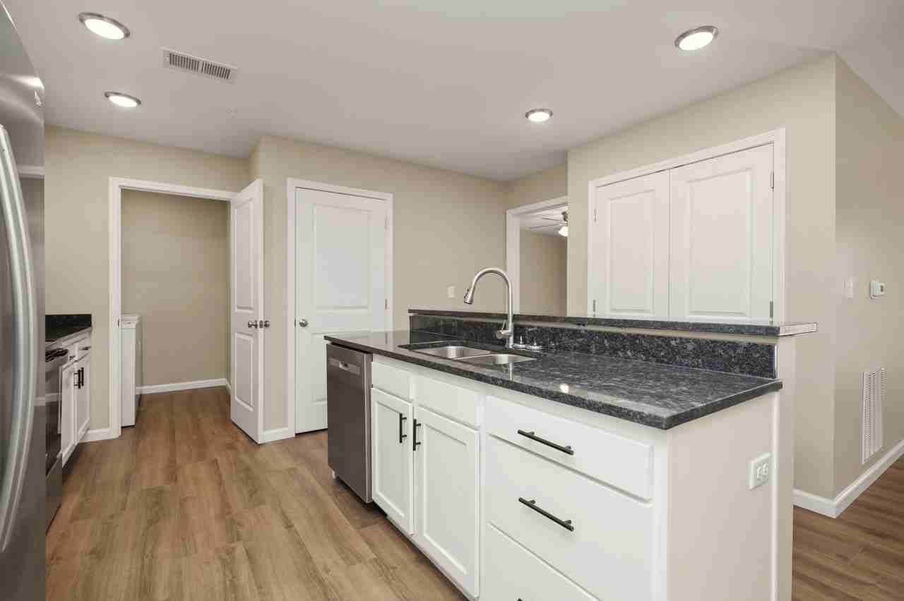 2319 Lantern Ridge Drive - Photo 7 of 50