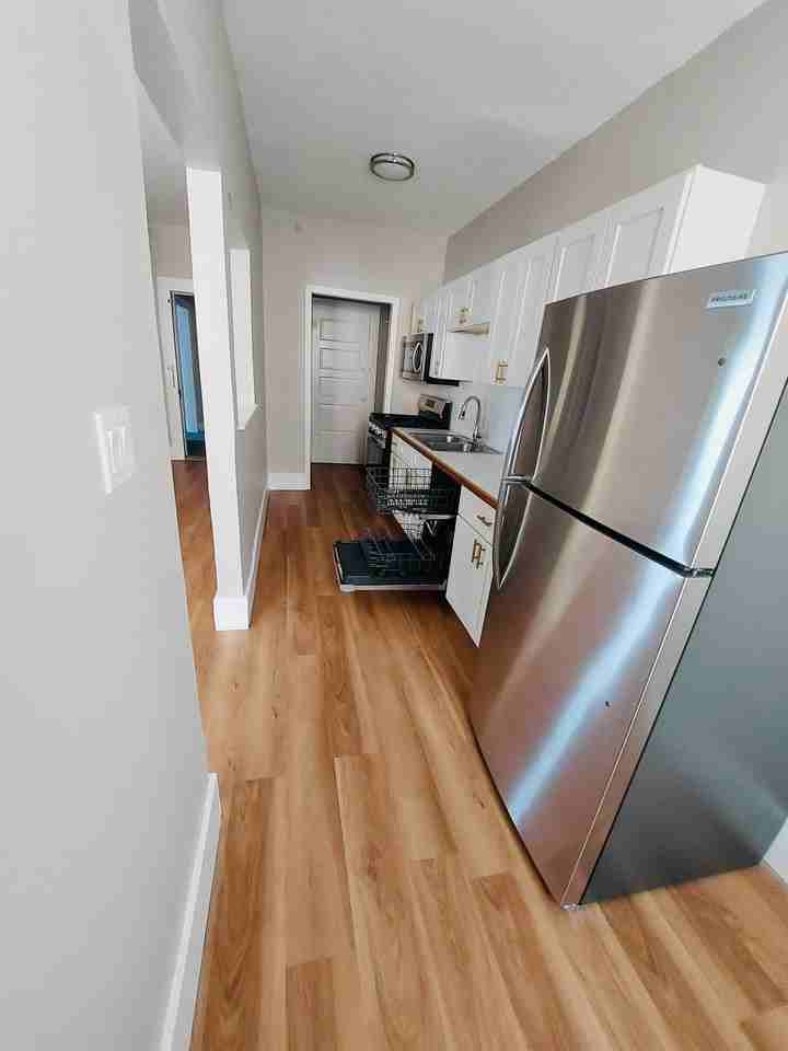 307- 311 South Grandview Avenue - Photo 7 of 50