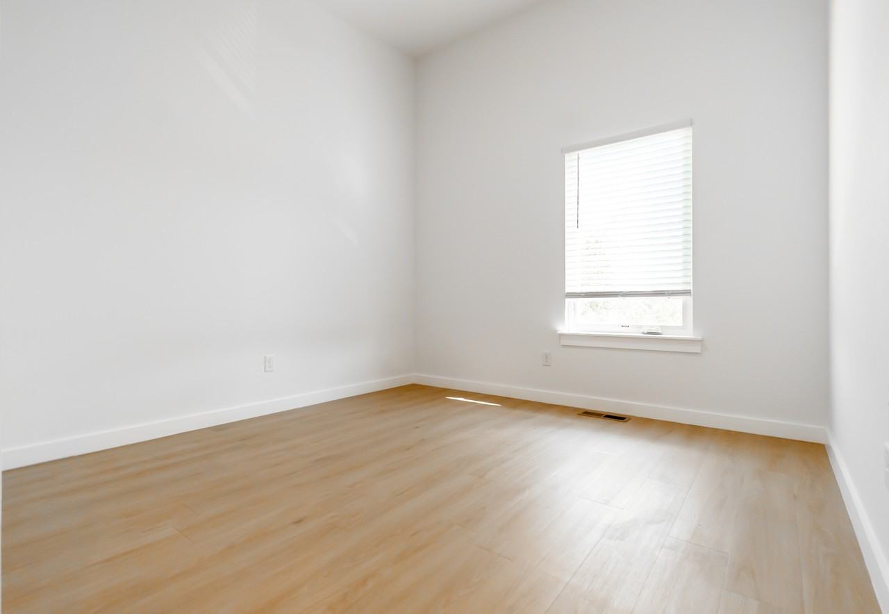 1455 West Hendon Street - Photo 4 of 26