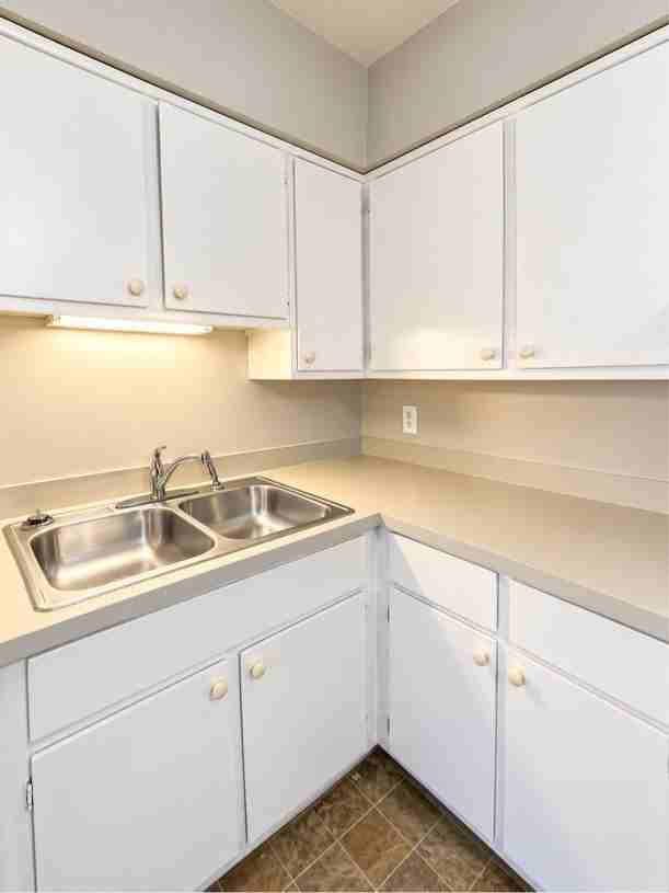 1017 Legrand Drive - Photo 4 of 8