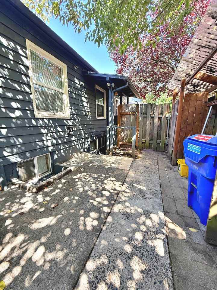 1232-1238 North Wygant Street - Photo 3 of 27