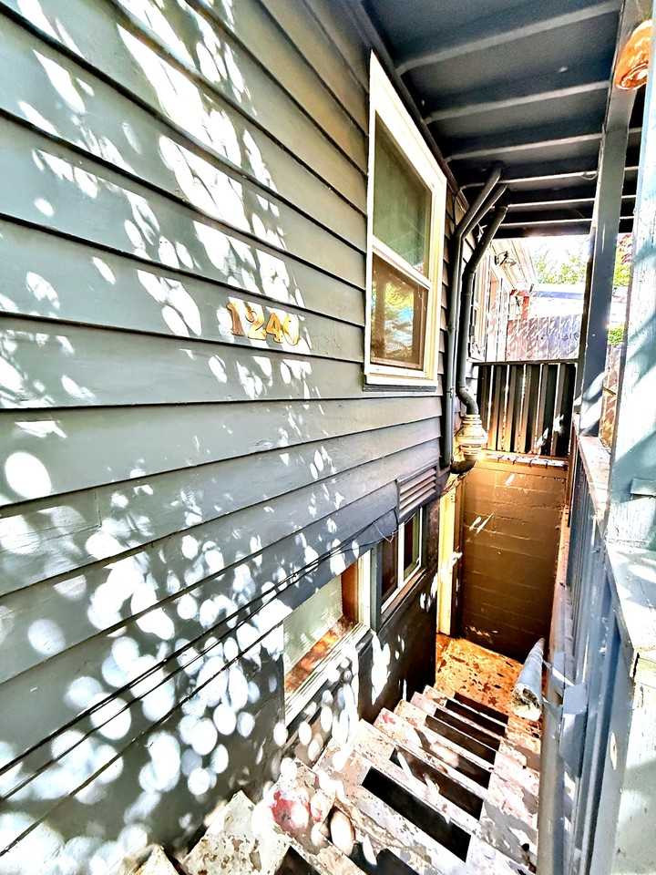 1232-1238 North Wygant Street - Photo 4 of 27