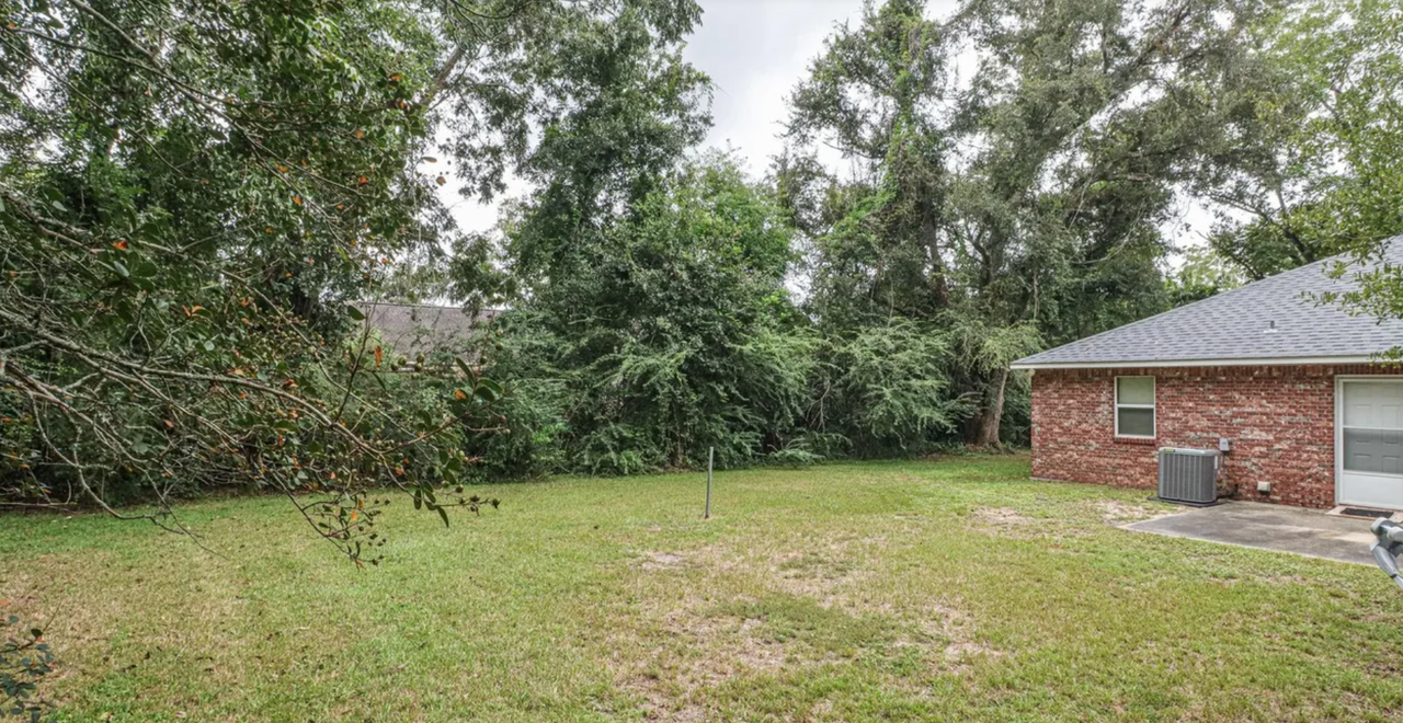 5594 Daugherty Road - Photo 3 of 13