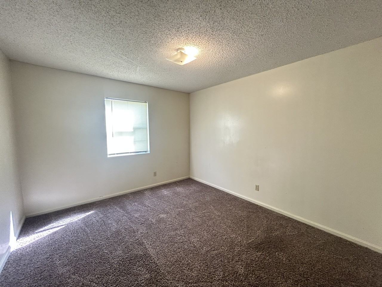 2710 South Taft Street - Photo 6 of 26