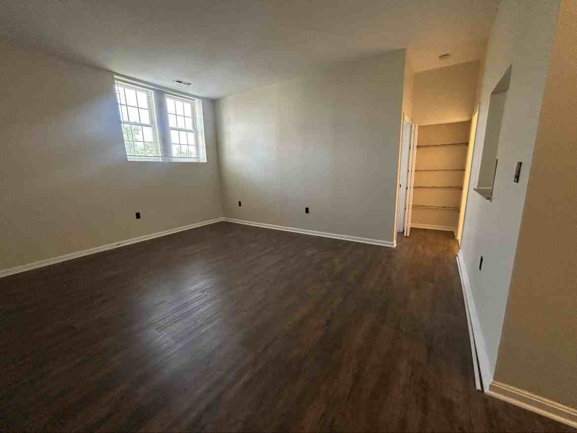 Vernon Homes - Photo 5 of 11