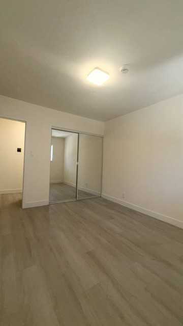 7245 Bakman Avenue - Photo 5 of 10