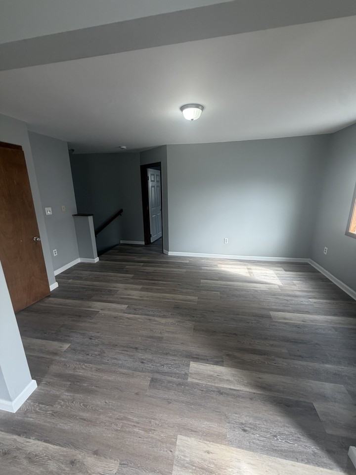 1017 Pine Street - Photo 5 of 6