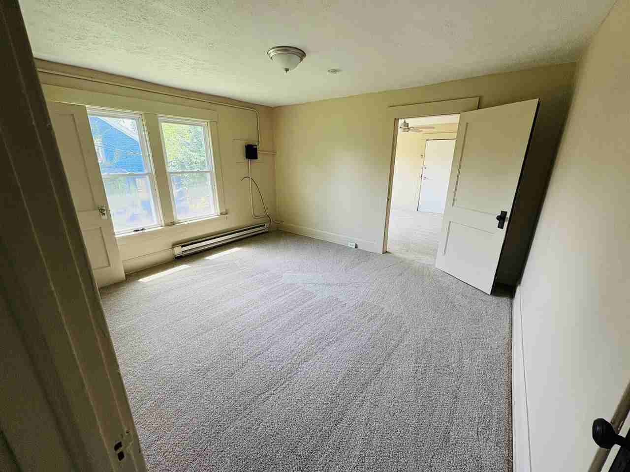 136 Park Avenue Southwest - Photo 3 of 14