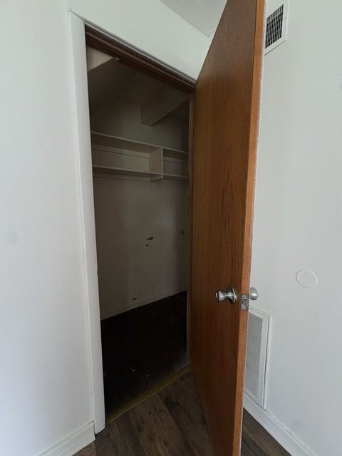 9544 Cloverleaf Road - Photo 3 of 31