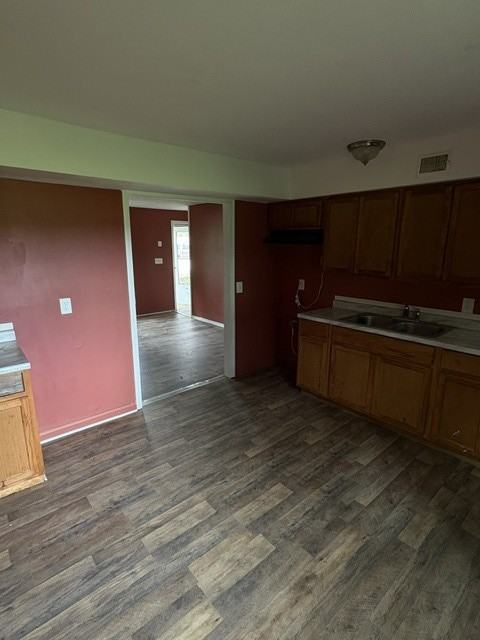 9000 Oak Court - Photo 3 of 9