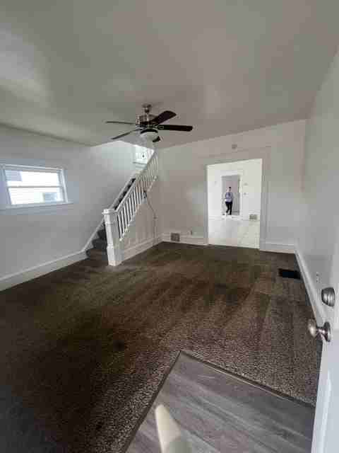 2818 9th Street Southwest - Photo 2 of 7