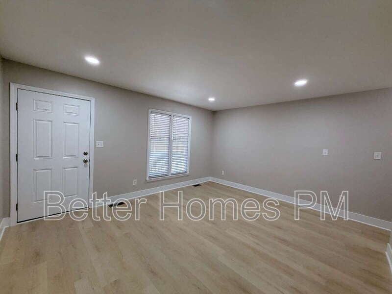 104 Stowe Pl #A - Photo 4 of 16