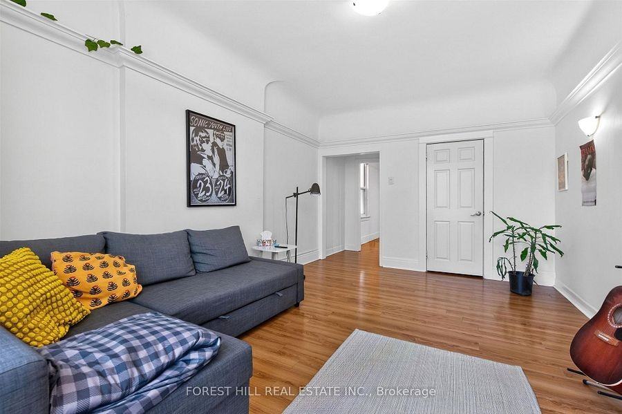 326 Palmerston Boulevard #2nd Floor - Photo 3 of 21