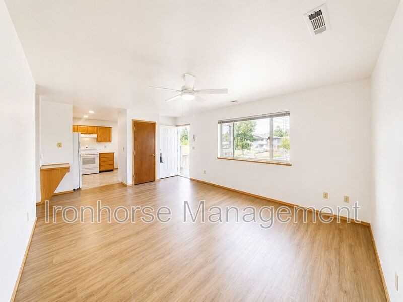 8 Michael Grove Ave - Photo 5 of 19