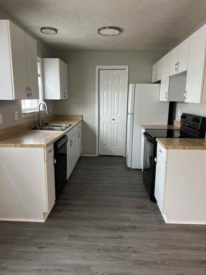 Riverbirch Apartments - Photo 3 of 11