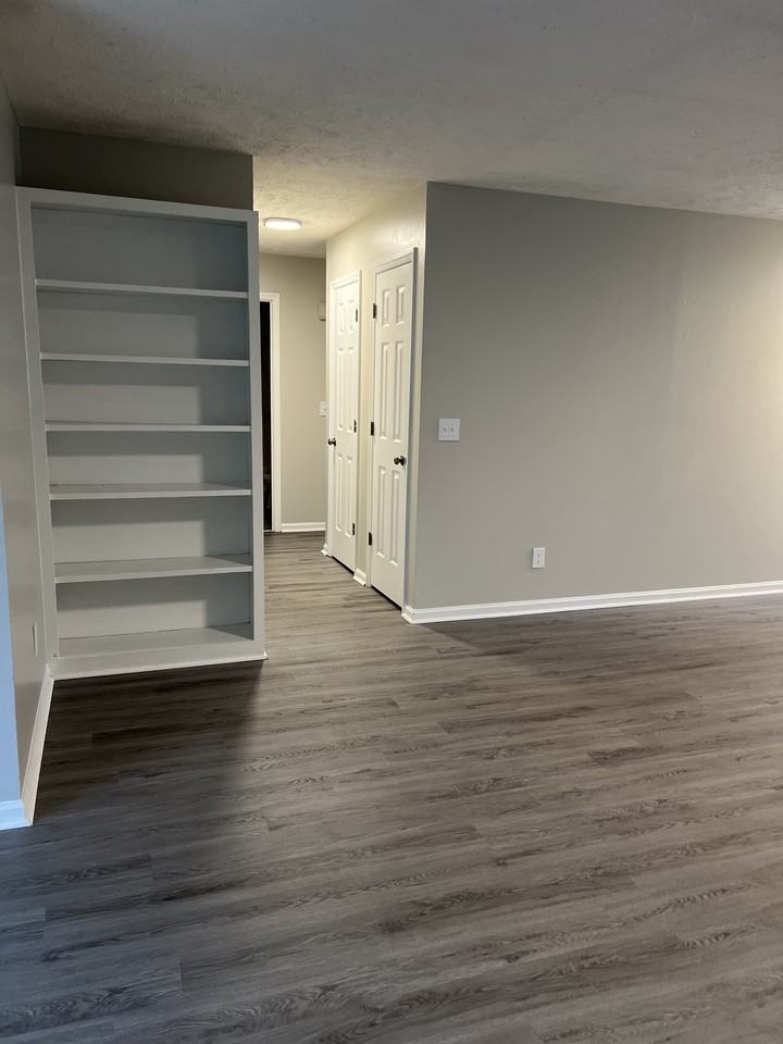 Riverbirch Apartments - Photo 4 of 11
