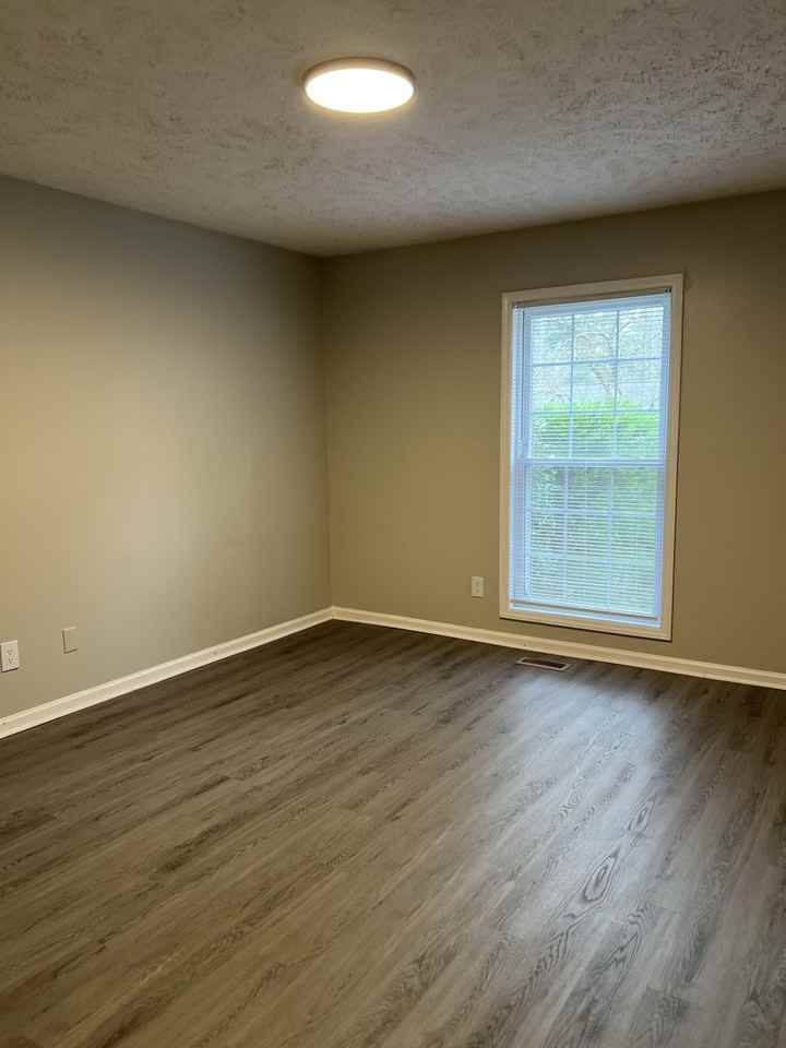 Riverbirch Apartments - Photo 7 of 11