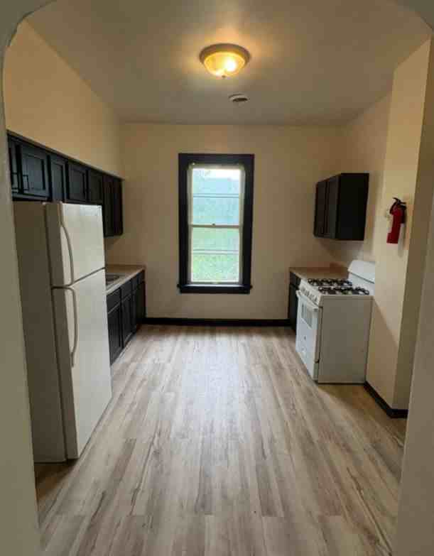 2928 West Juneau Avenue - Photo 6 of 7